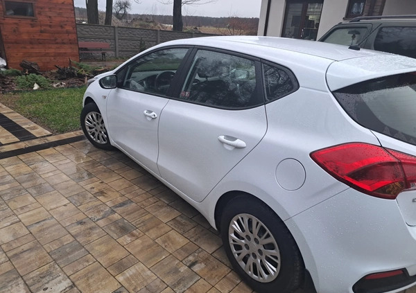 Kia Ceed cena 37000 przebieg: 166000, rok produkcji 2015 z Kalisz małe 29